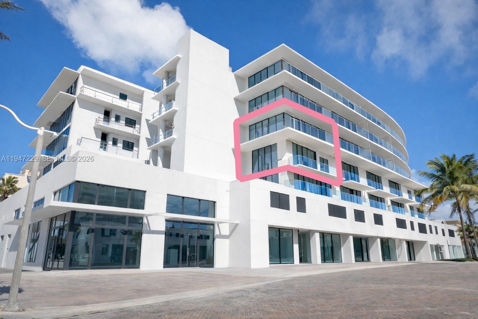 Eturna Residences - Residential