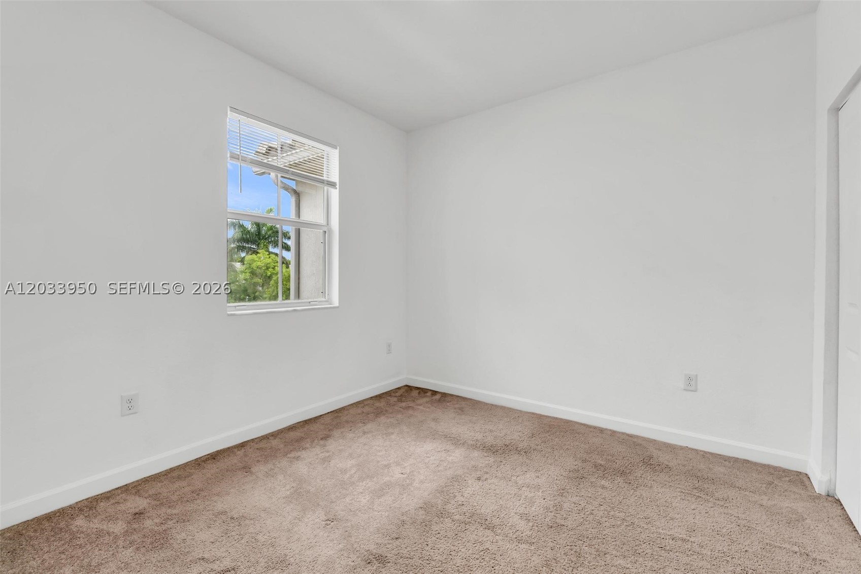 HOMESTEAD PARK OF COMMERC - Residential Lease