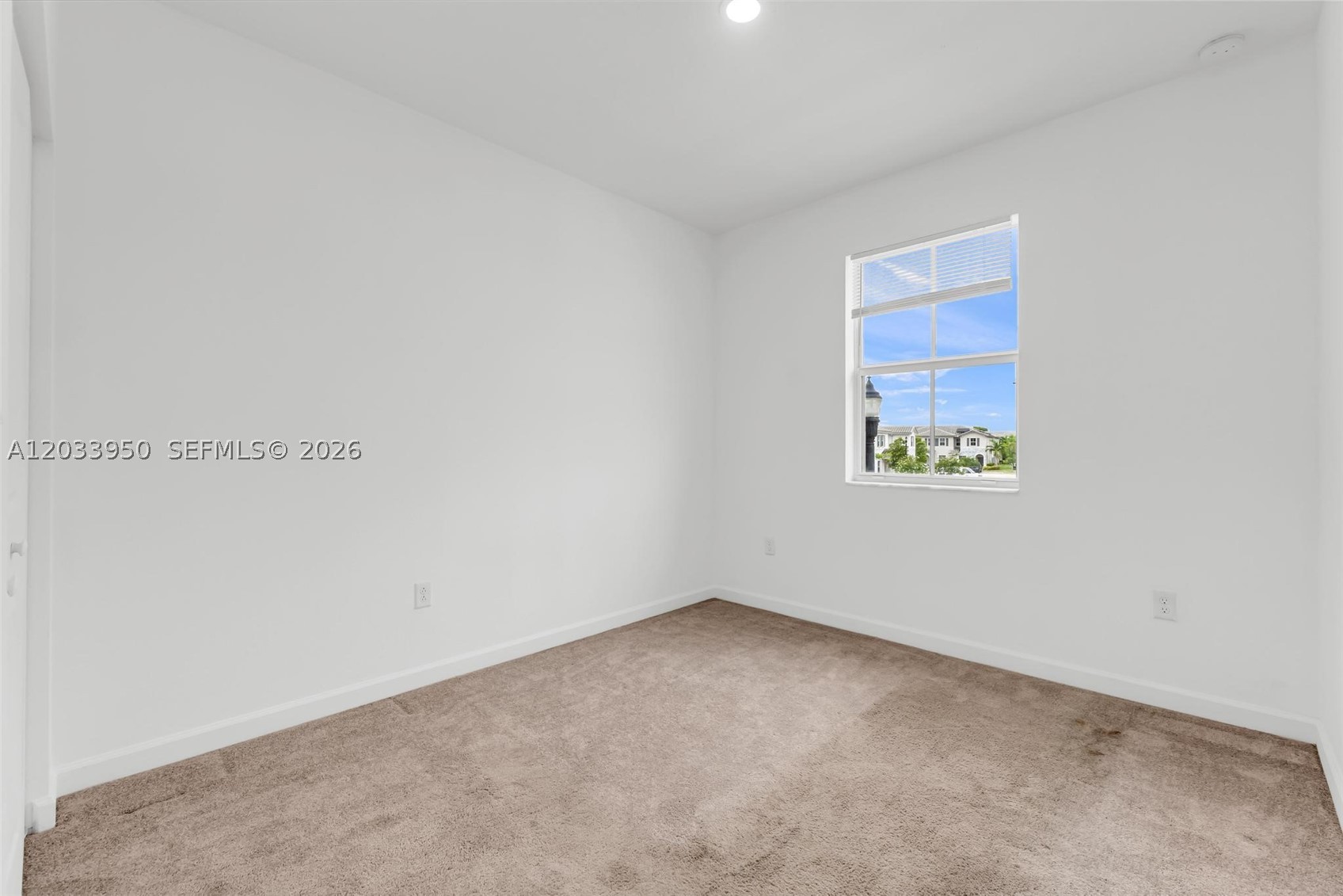 HOMESTEAD PARK OF COMMERC - Residential Lease