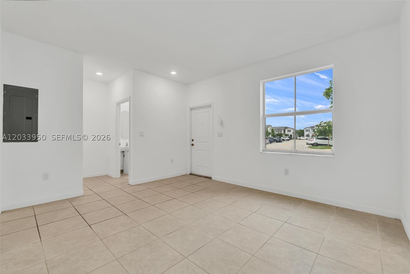 HOMESTEAD PARK OF COMMERC - Residential Lease