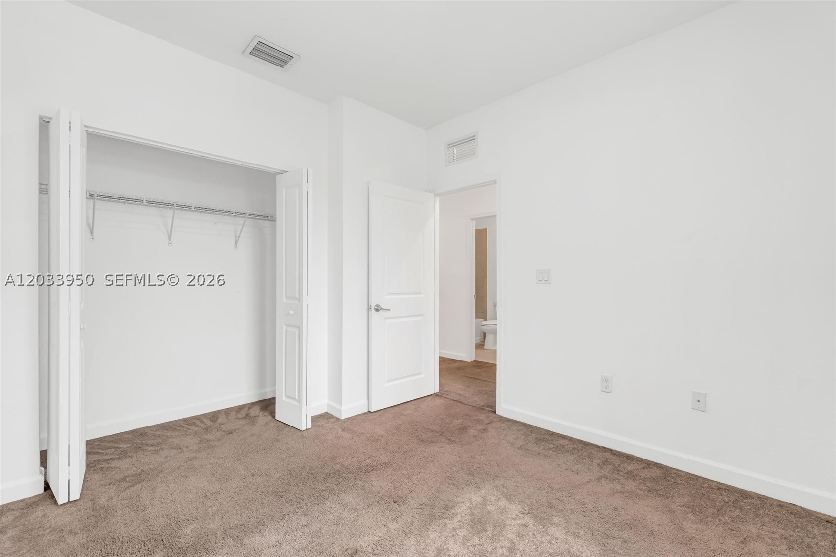 HOMESTEAD PARK OF COMMERC - Residential Lease