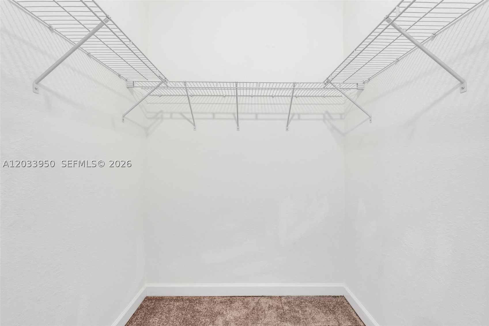 HOMESTEAD PARK OF COMMERC - Residential Lease