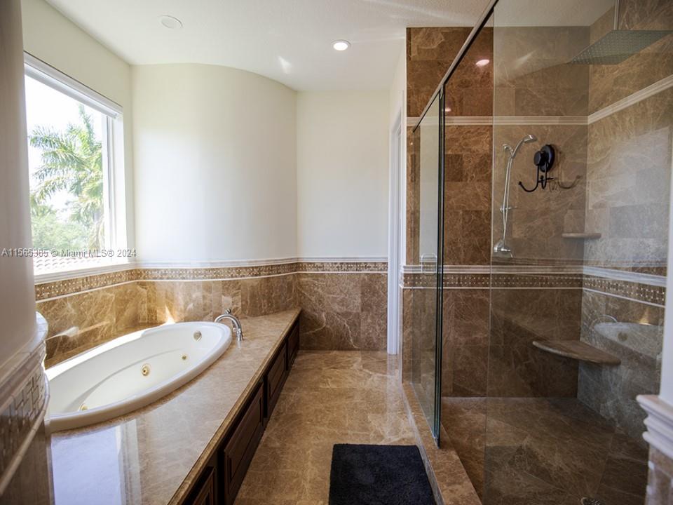 HERON BAY CENTRAL - Residential