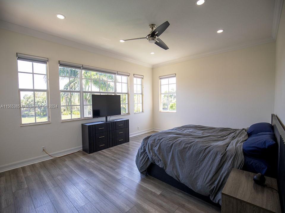 HERON BAY CENTRAL - Residential