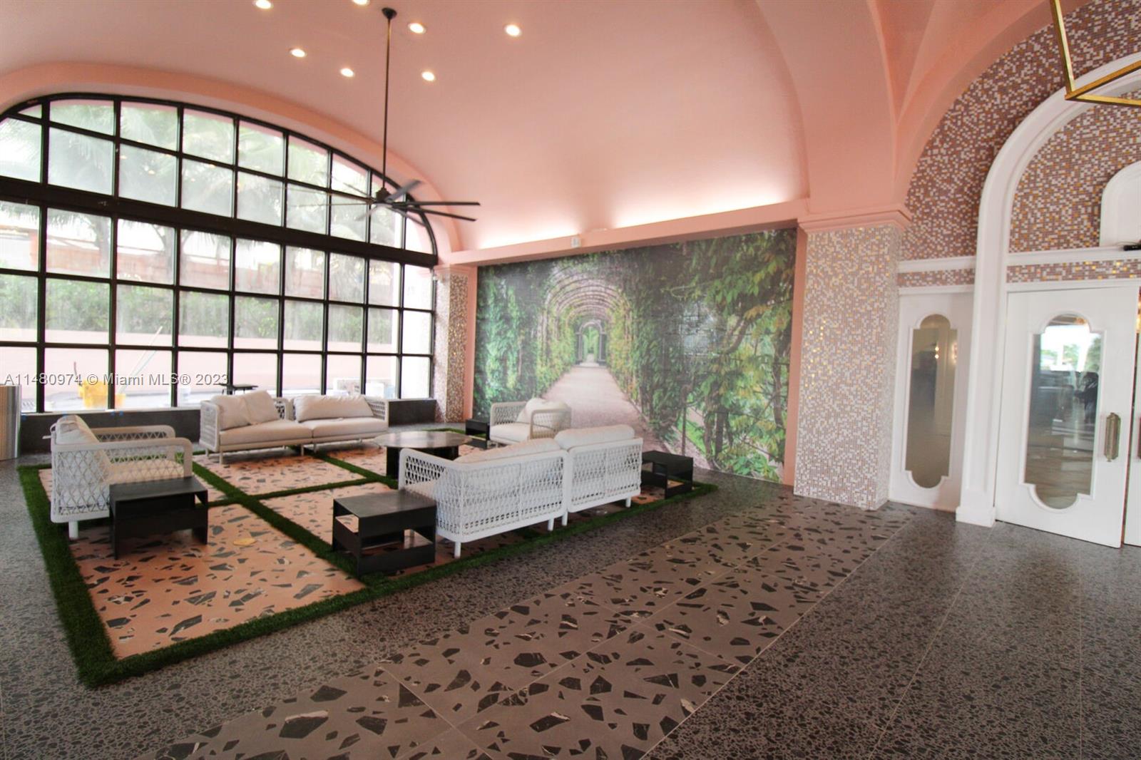 THE ALEXANDER CONDO - Residential