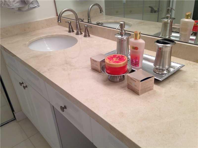 MYSTIC POINTE TOWER 500 C - Residential Lease
