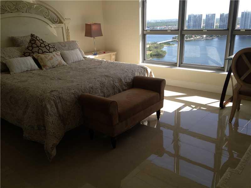 MYSTIC POINTE TOWER 500 C - Residential Lease