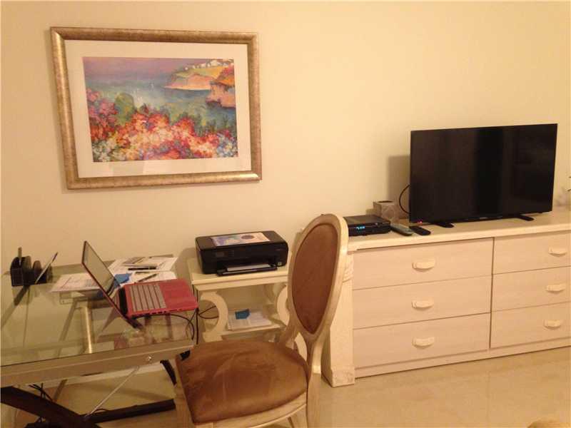 MYSTIC POINTE TOWER 500 C - Residential Lease