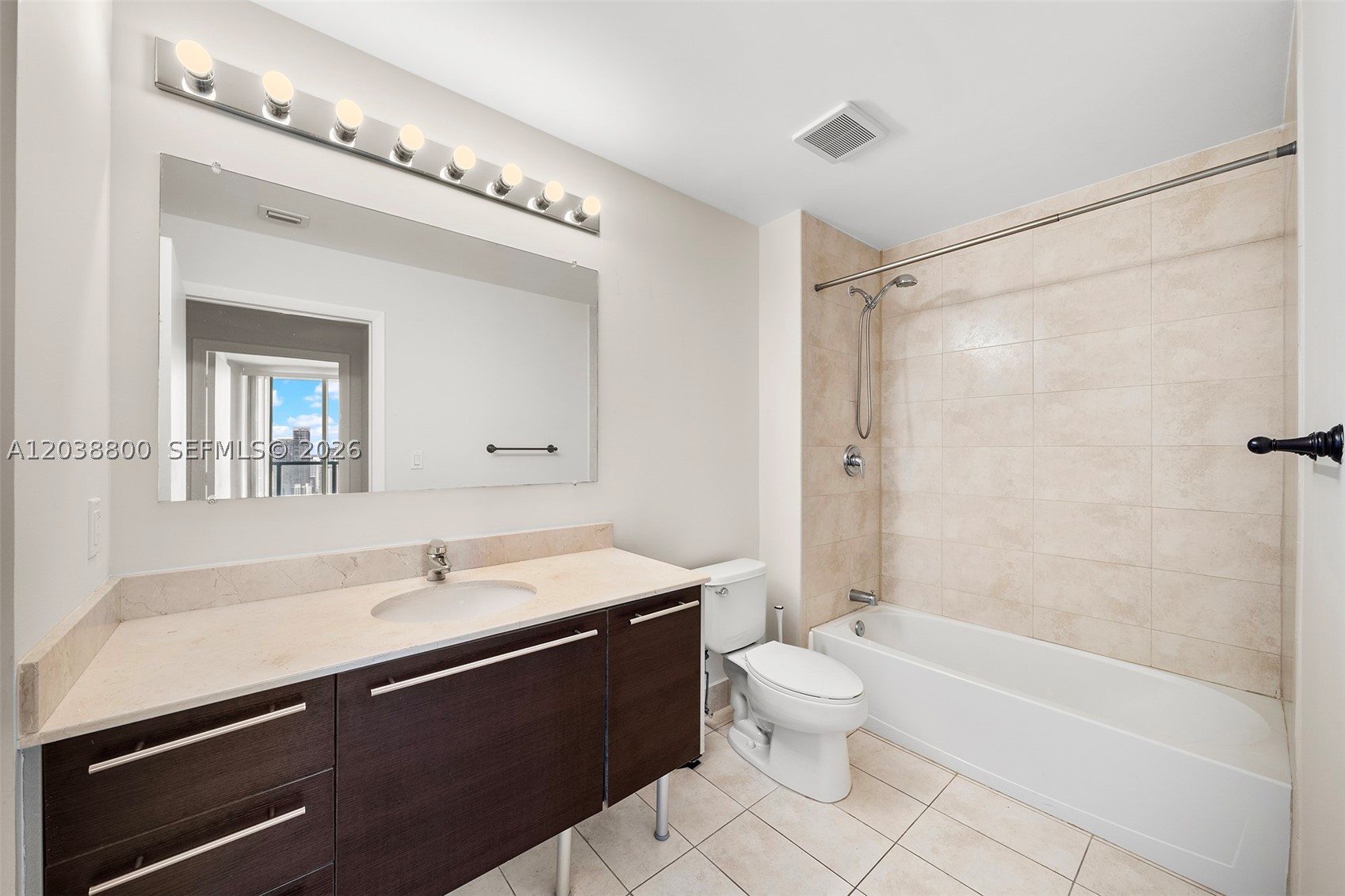 QUANTUM ON THE BAY CONDO - Residential Lease