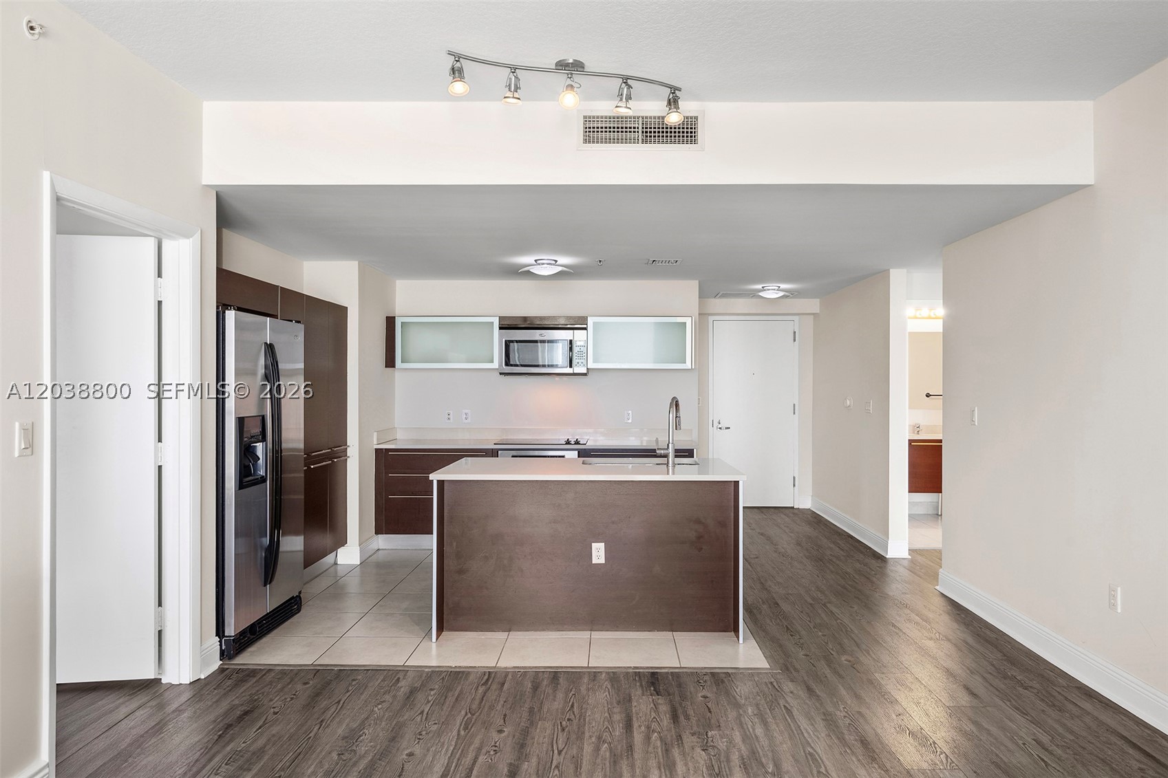 QUANTUM ON THE BAY CONDO - Residential Lease