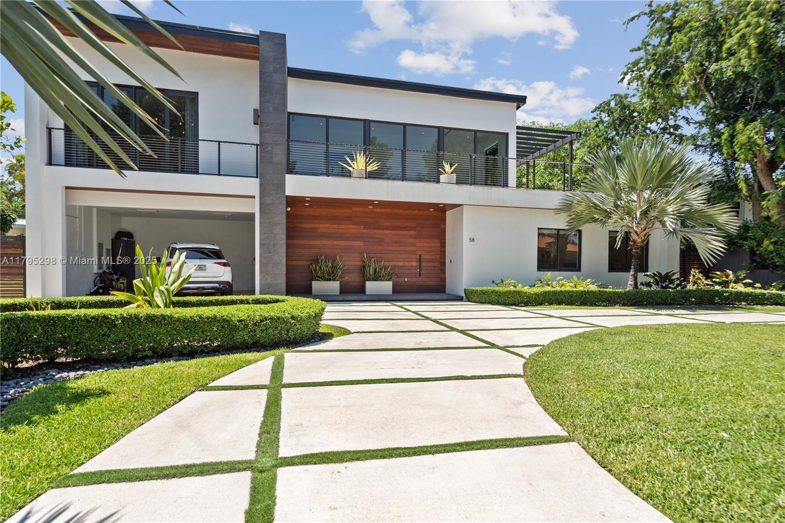 BAY HEIGHTS - Residential