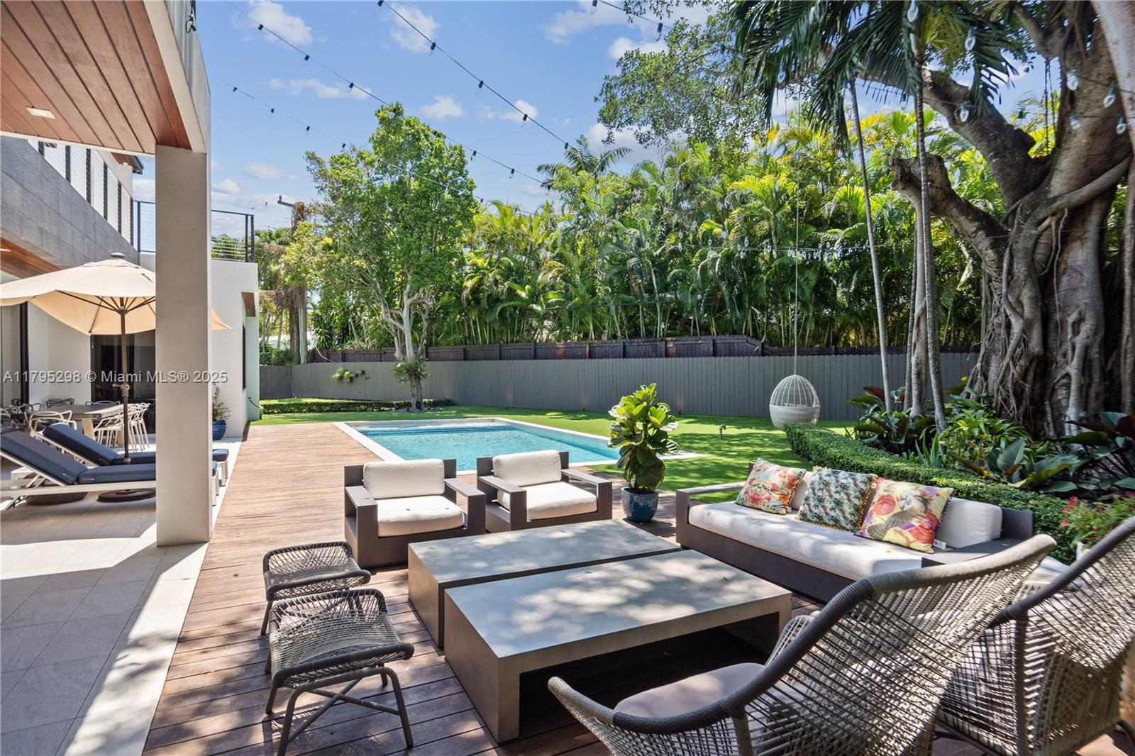 BAY HEIGHTS - Residential
