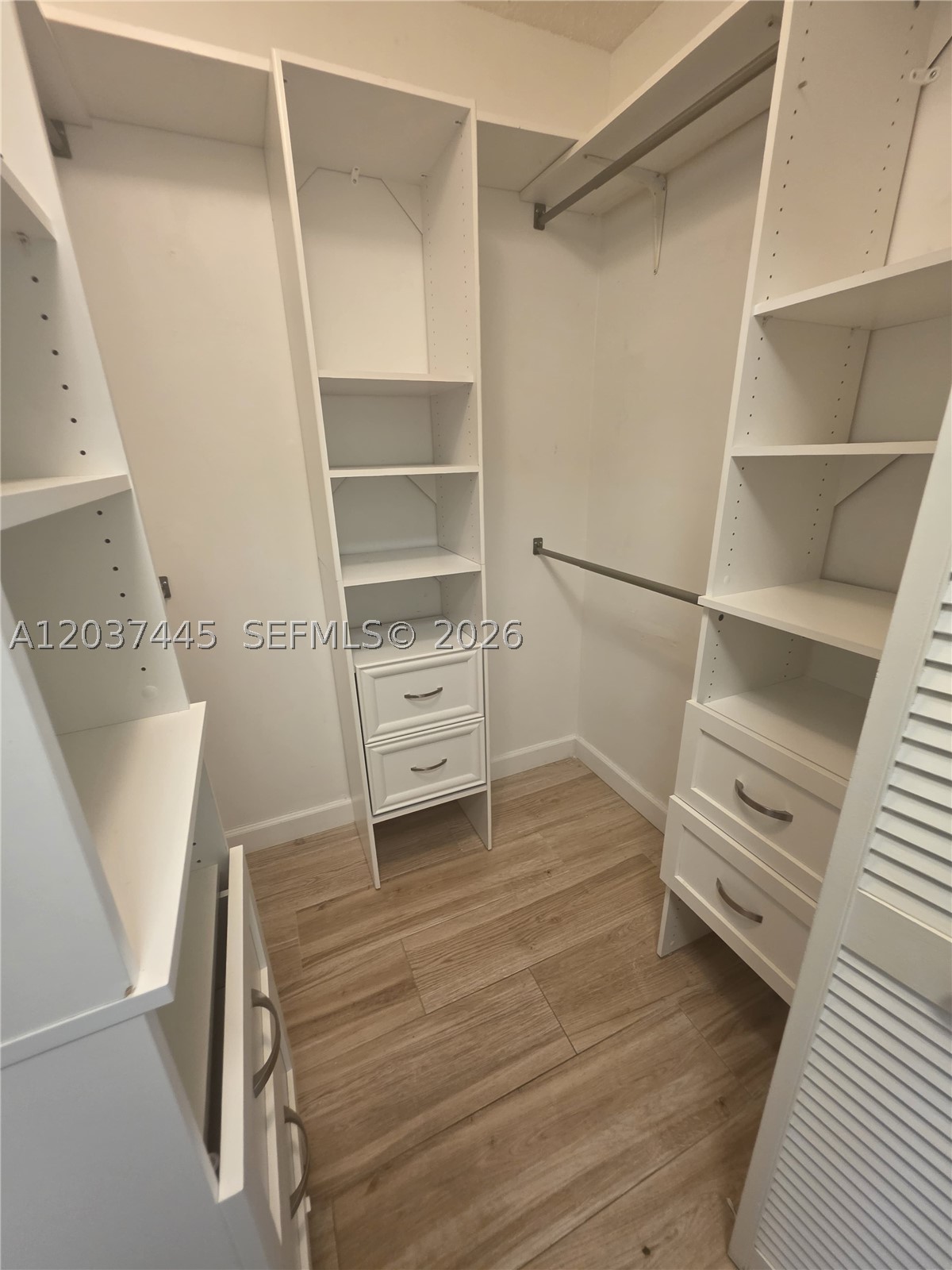 VILLA ENCANTADA CONDO NO - Residential Lease
