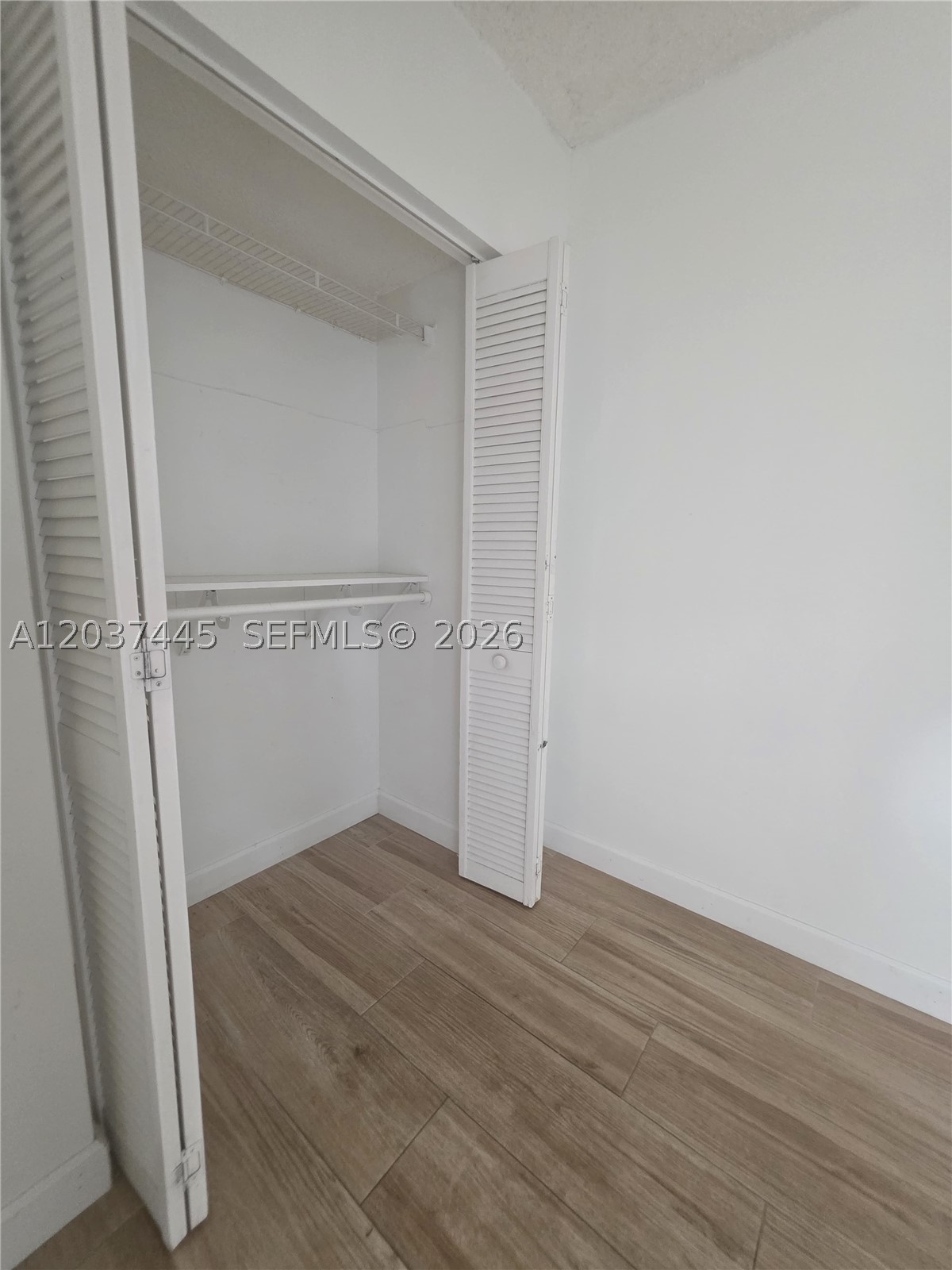 VILLA ENCANTADA CONDO NO - Residential Lease