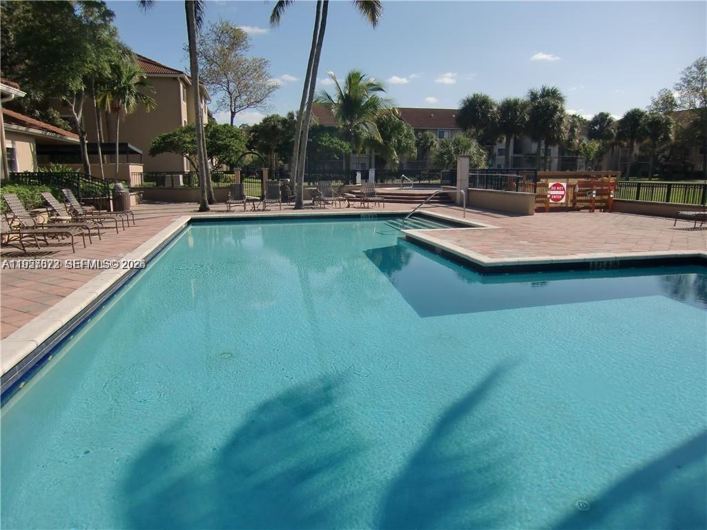 Excellent community for inversion in real estate. No restrictions for lease. This is one the best time to buy a condo. The prices could be increased at any time. You can walk around the community to check the security and  the excellent conditions of the buildings.