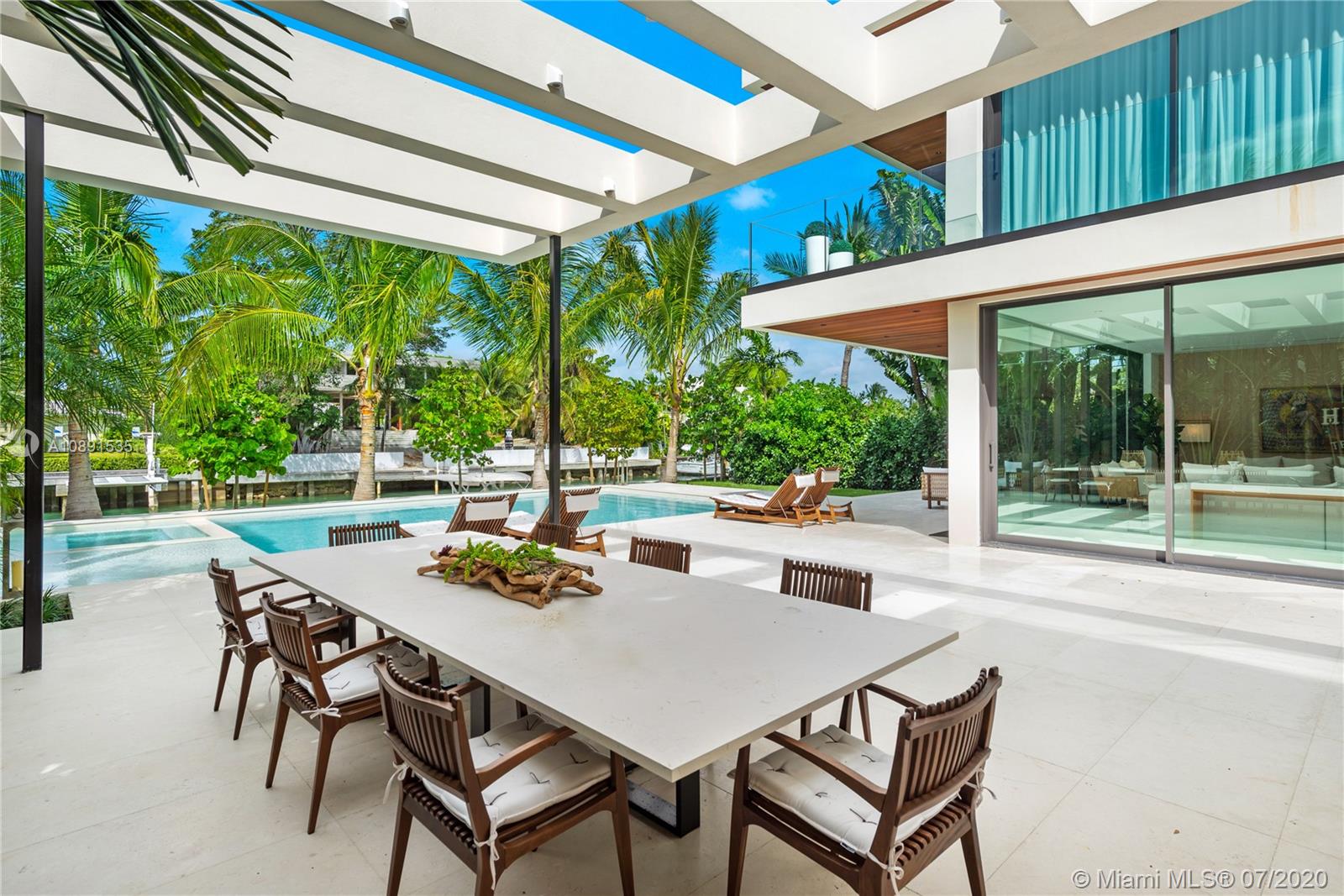 SUNSET ISLANDS-ISLAND NO - Residential
