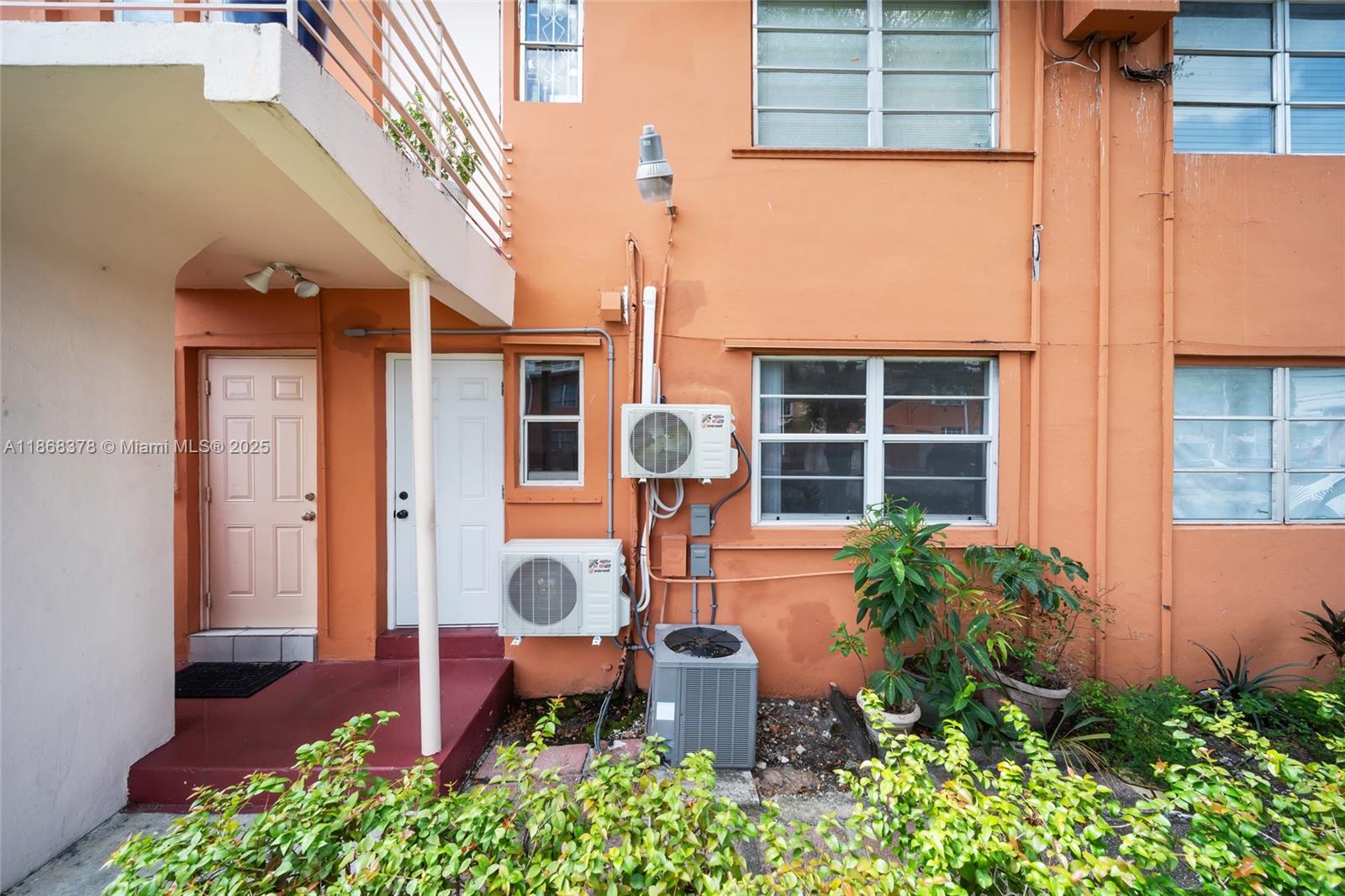 CORAL GARDENS CONDO BLDG - Residential Lease