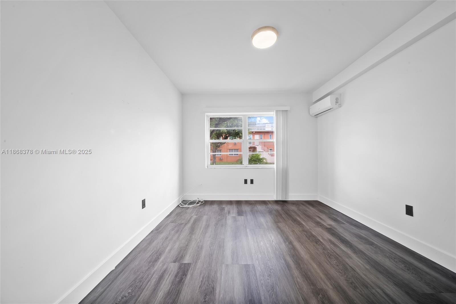 CORAL GARDENS CONDO BLDG - Residential Lease