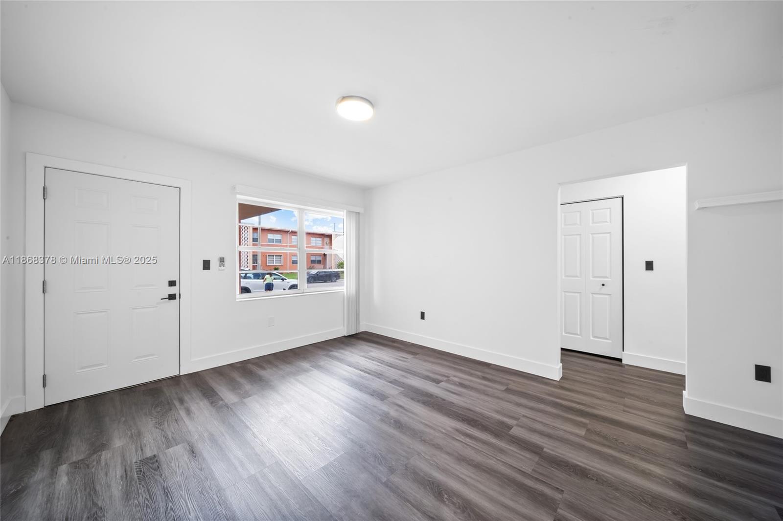 CORAL GARDENS CONDO BLDG - Residential Lease