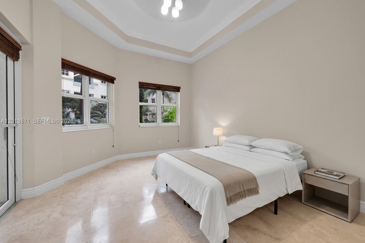 TURNBERRY VILLAGE SO TOWE - Residential