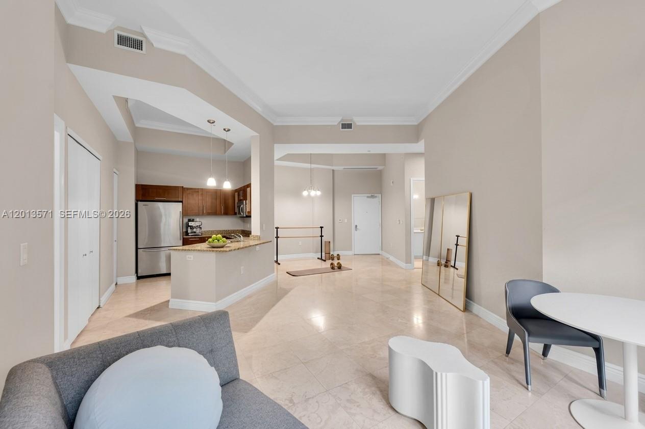 TURNBERRY VILLAGE SO TOWE - Residential