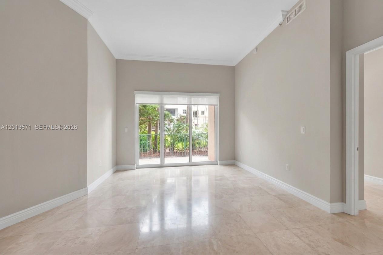 TURNBERRY VILLAGE SO TOWE - Residential