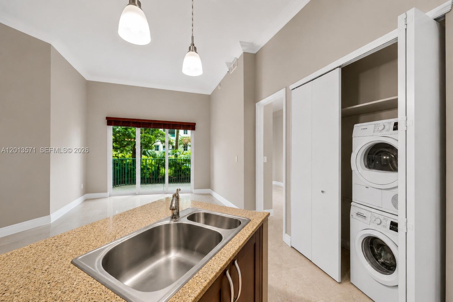 TURNBERRY VILLAGE SO TOWE - Residential