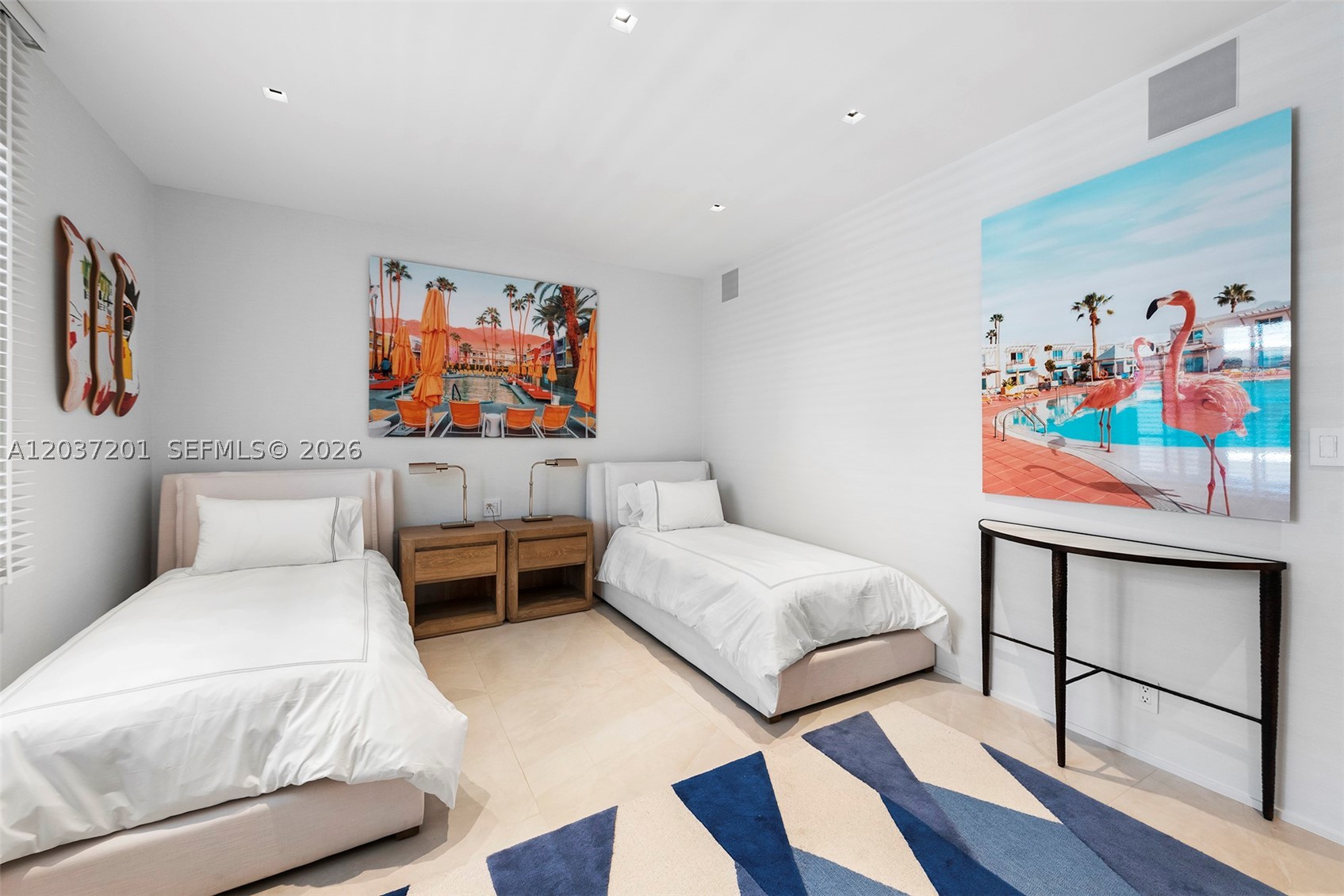 SEASIDE CONDO - Residential Lease