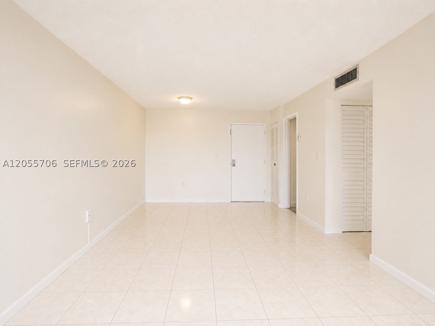 VERSAILLE GARDENS I CONDO - Residential Lease