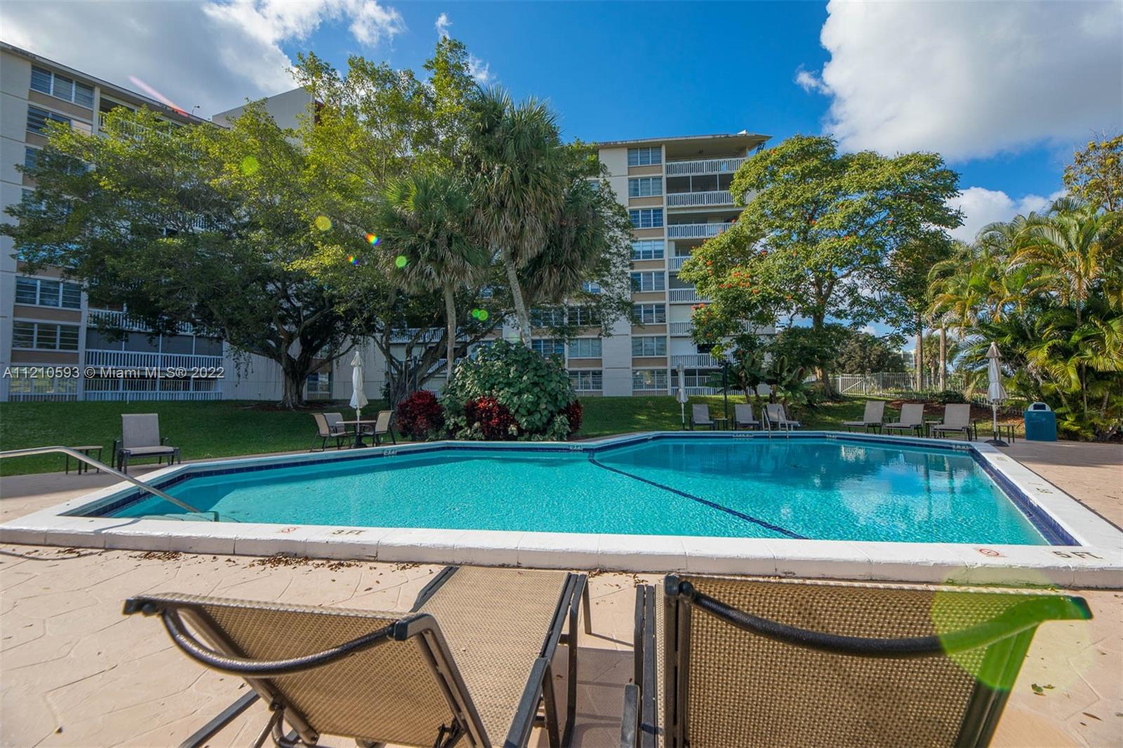 ENVIRON I CONDO 9 - Residential