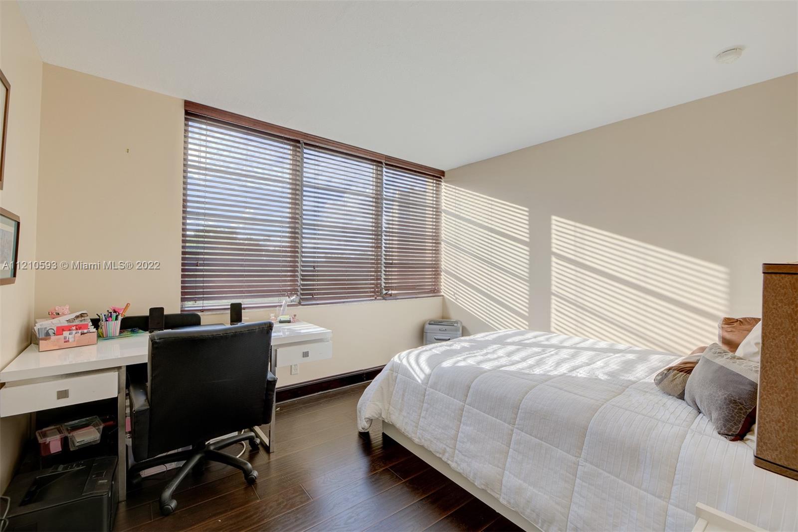 ENVIRON I CONDO 9 - Residential