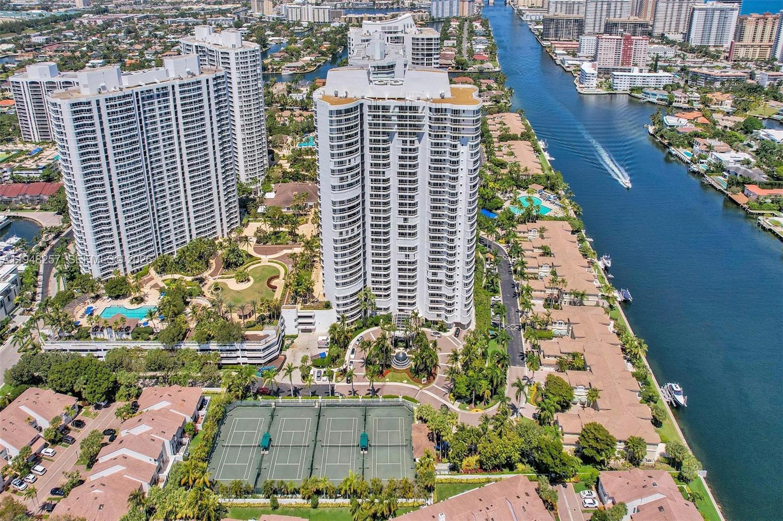 ATLANTIC III AT THE POINt - Residential