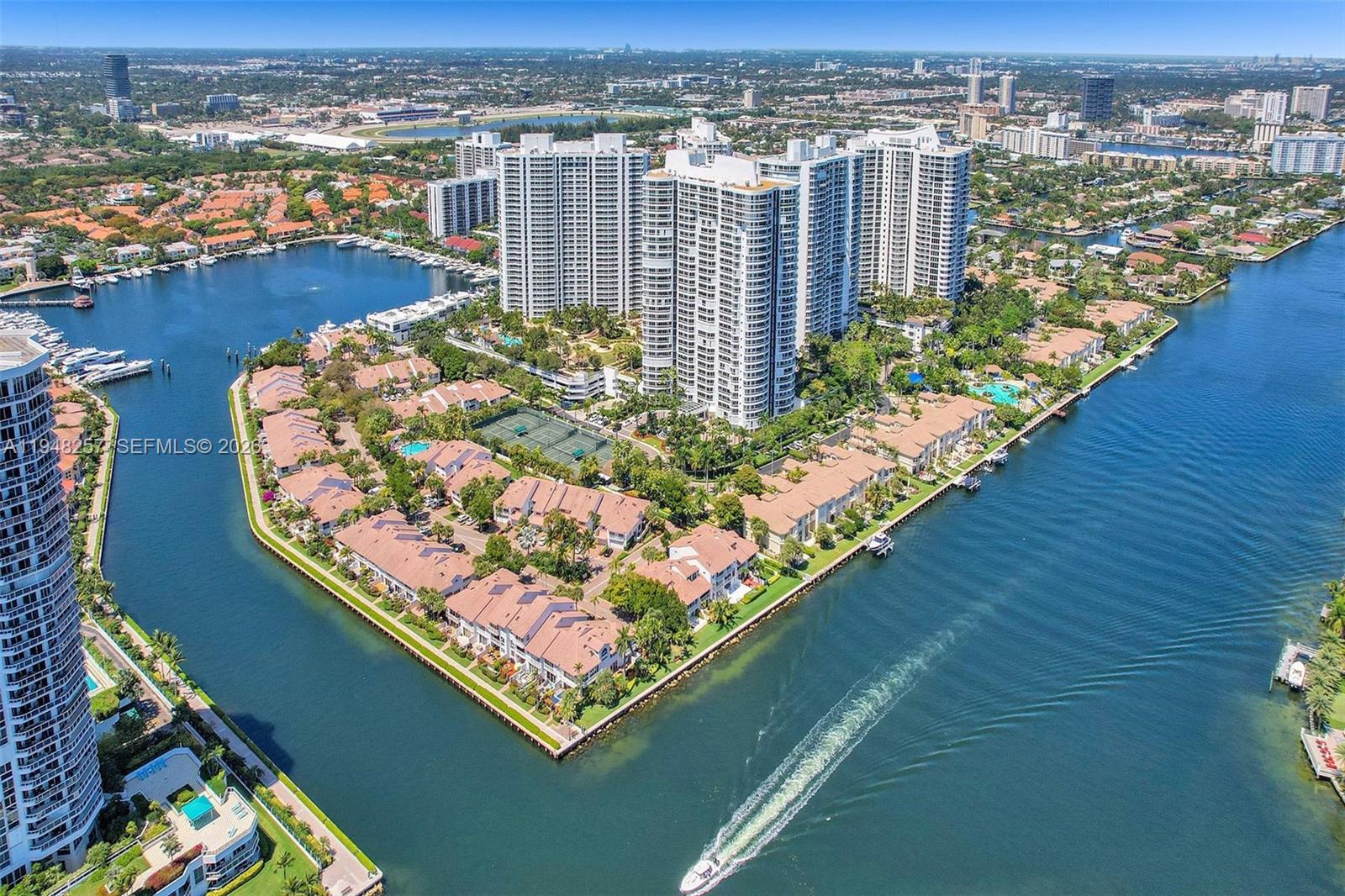 ATLANTIC III AT THE POINt - Residential