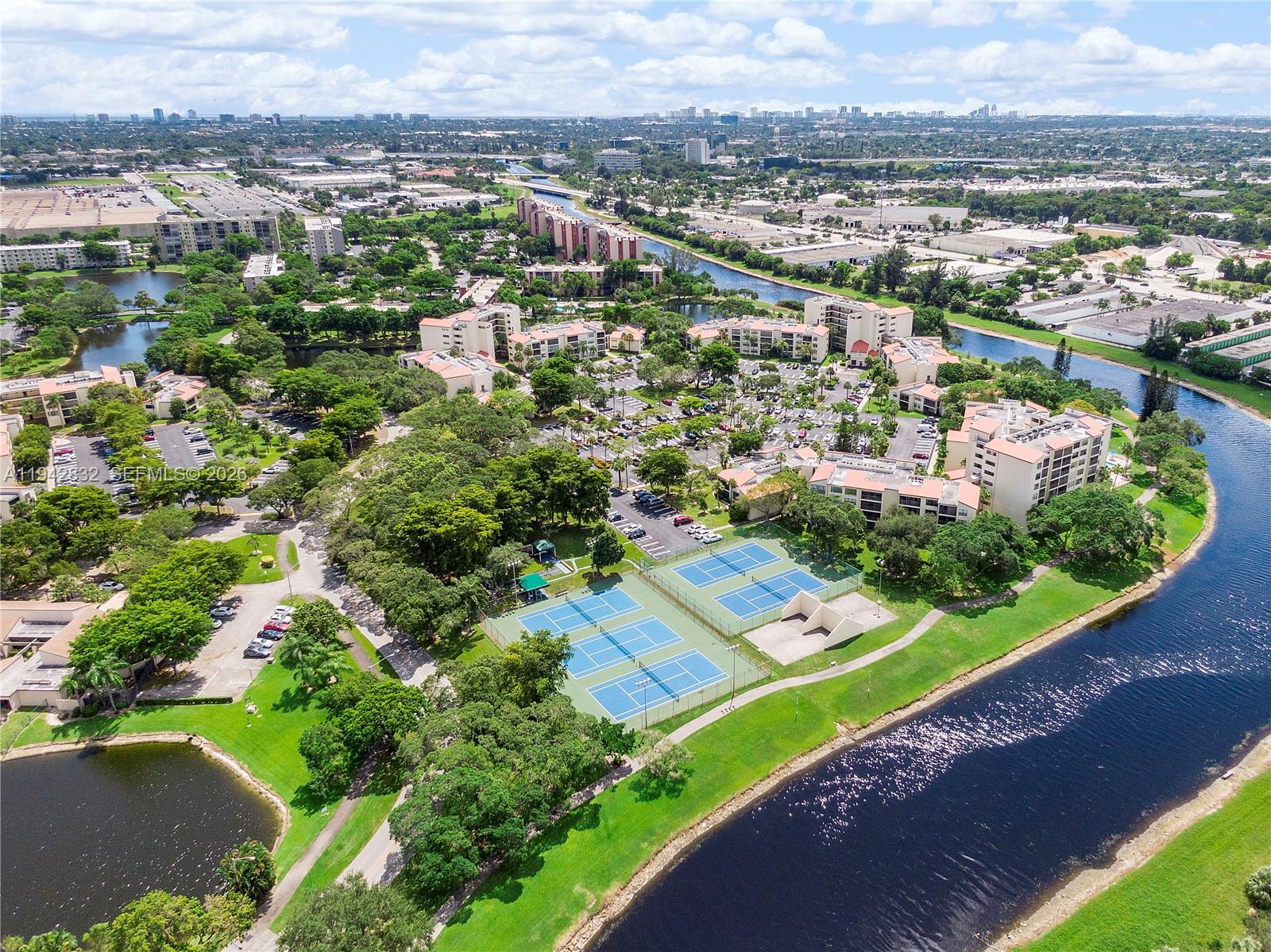 CYPRESS BEND CONDOMINIUM - Residential