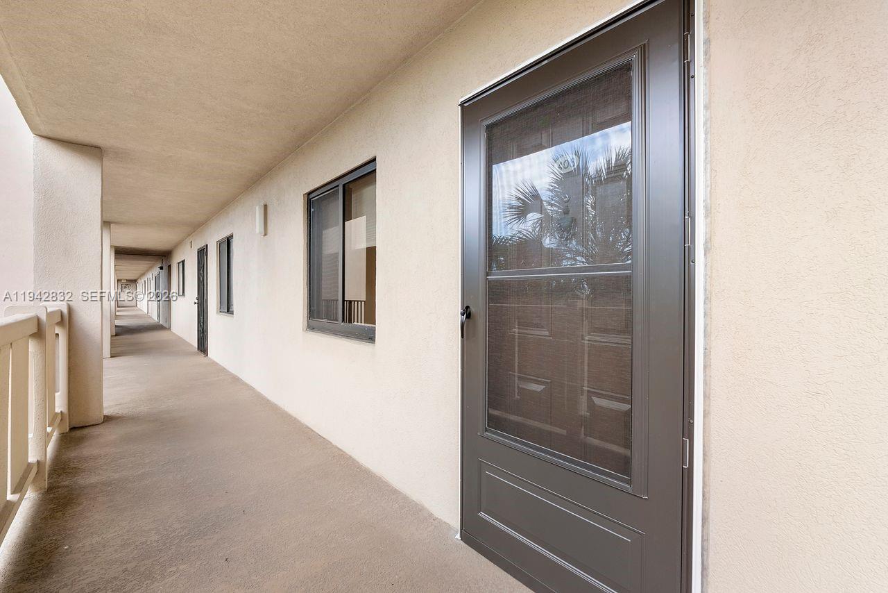 CYPRESS BEND CONDOMINIUM - Residential