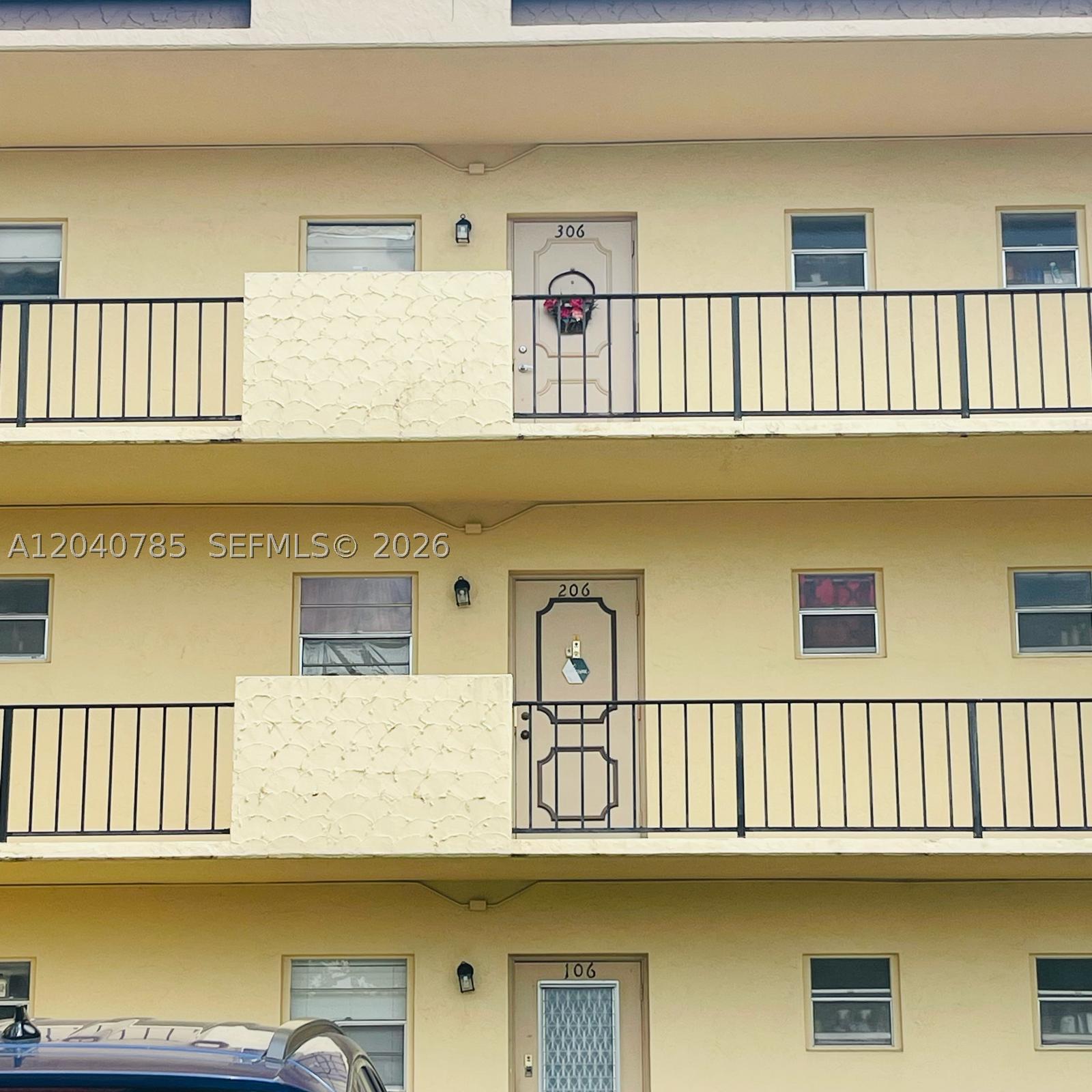 CAMBRIDGE HOUSE EAST - Residential Lease