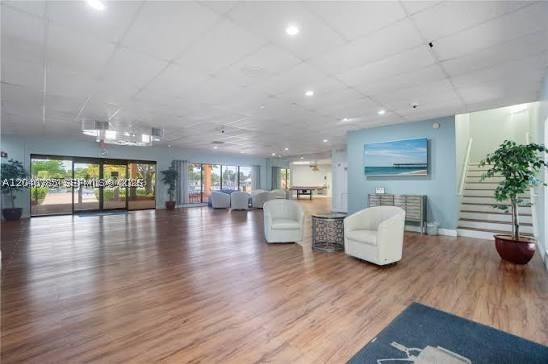 CAMBRIDGE HOUSE EAST - Residential Lease