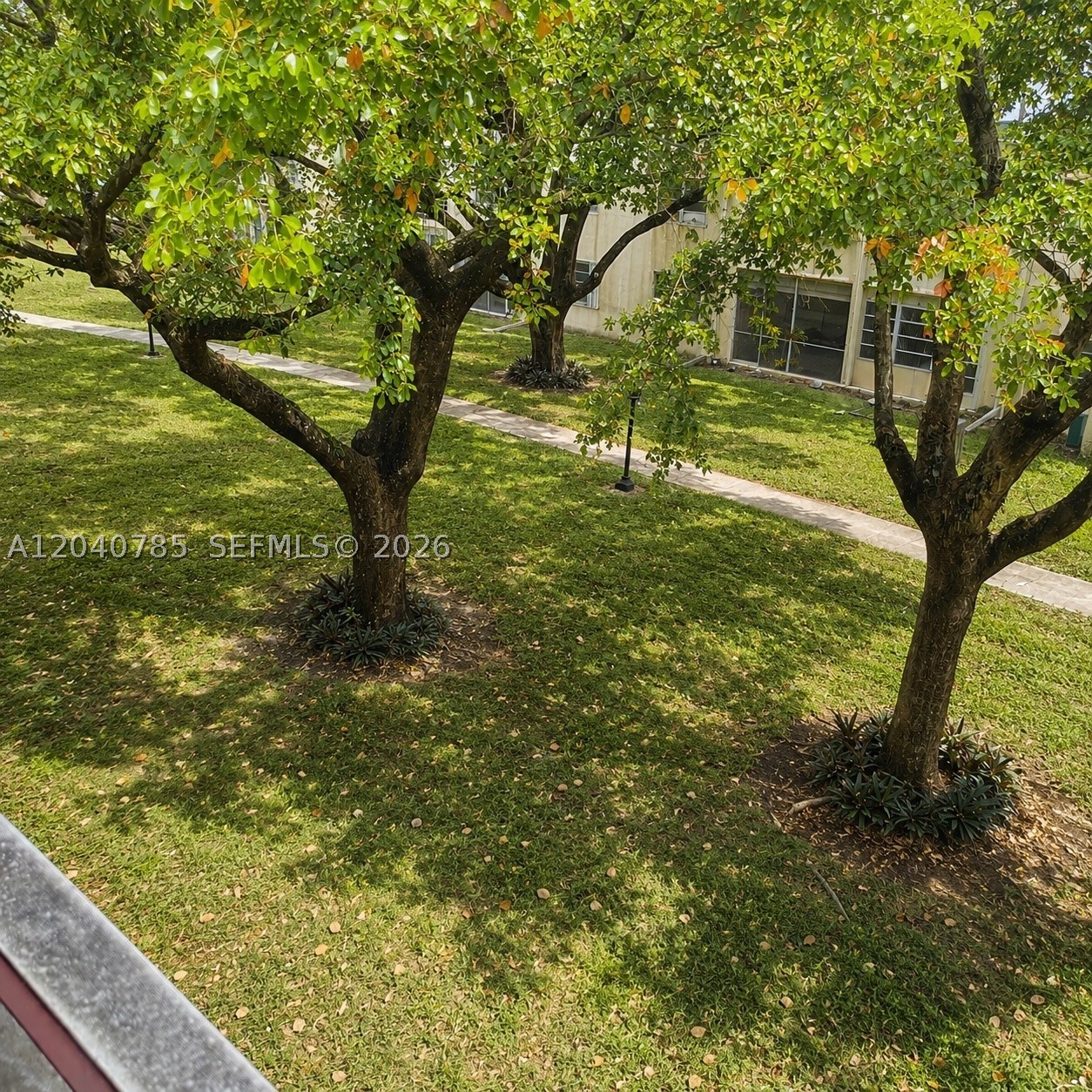 CAMBRIDGE HOUSE EAST - Residential Lease