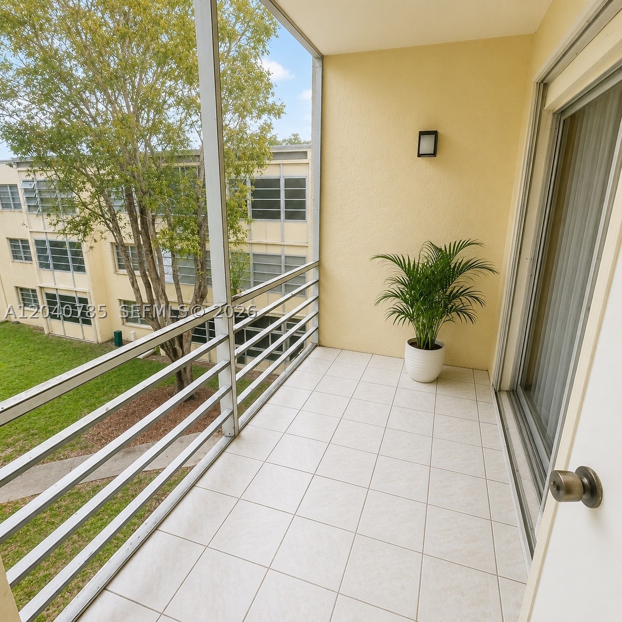 CAMBRIDGE HOUSE EAST - Residential Lease