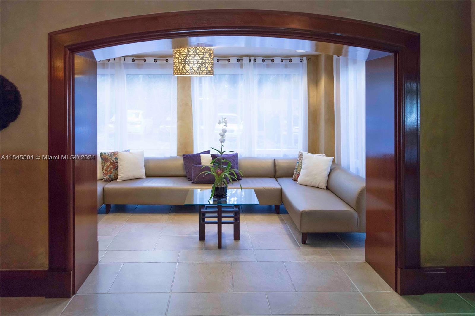THE MUTINY CONDO - Residential