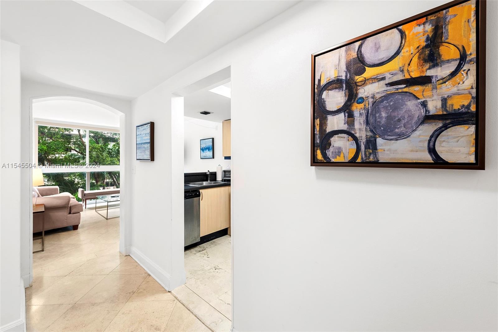 THE MUTINY CONDO - Residential
