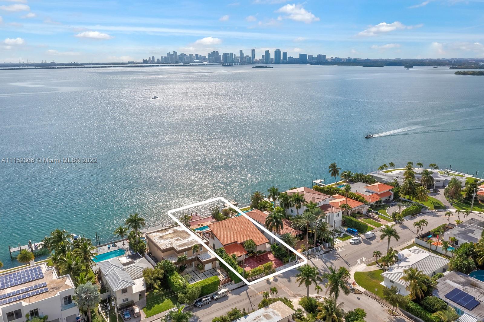 TREASURE ISLAND - Residential