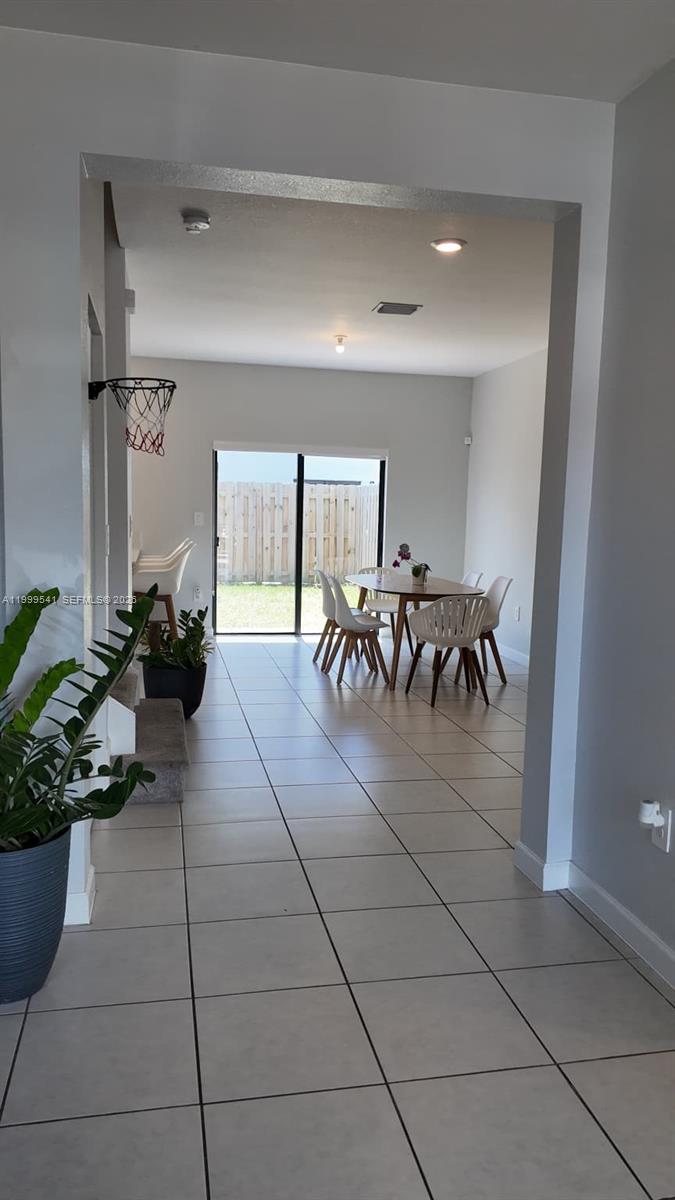 SILVER PALM RESIDENTIAL H - Residential