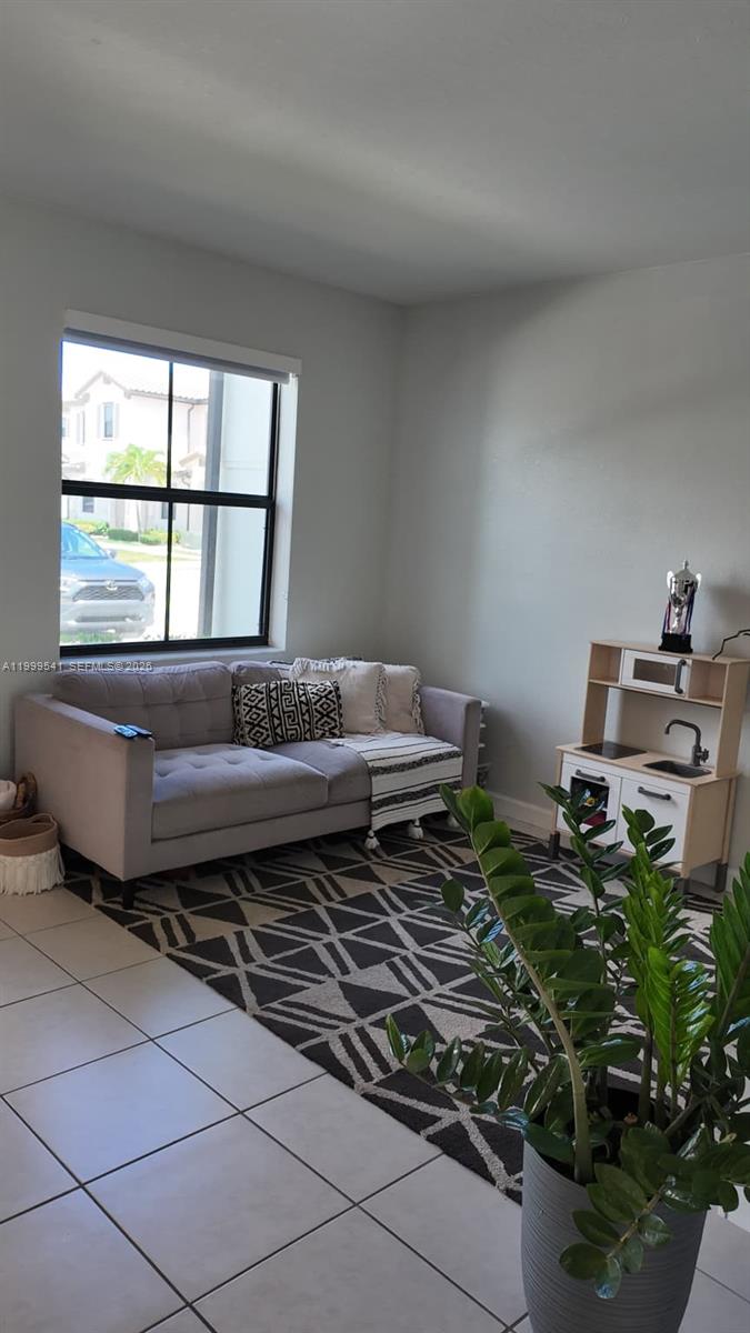 SILVER PALM RESIDENTIAL H - Residential
