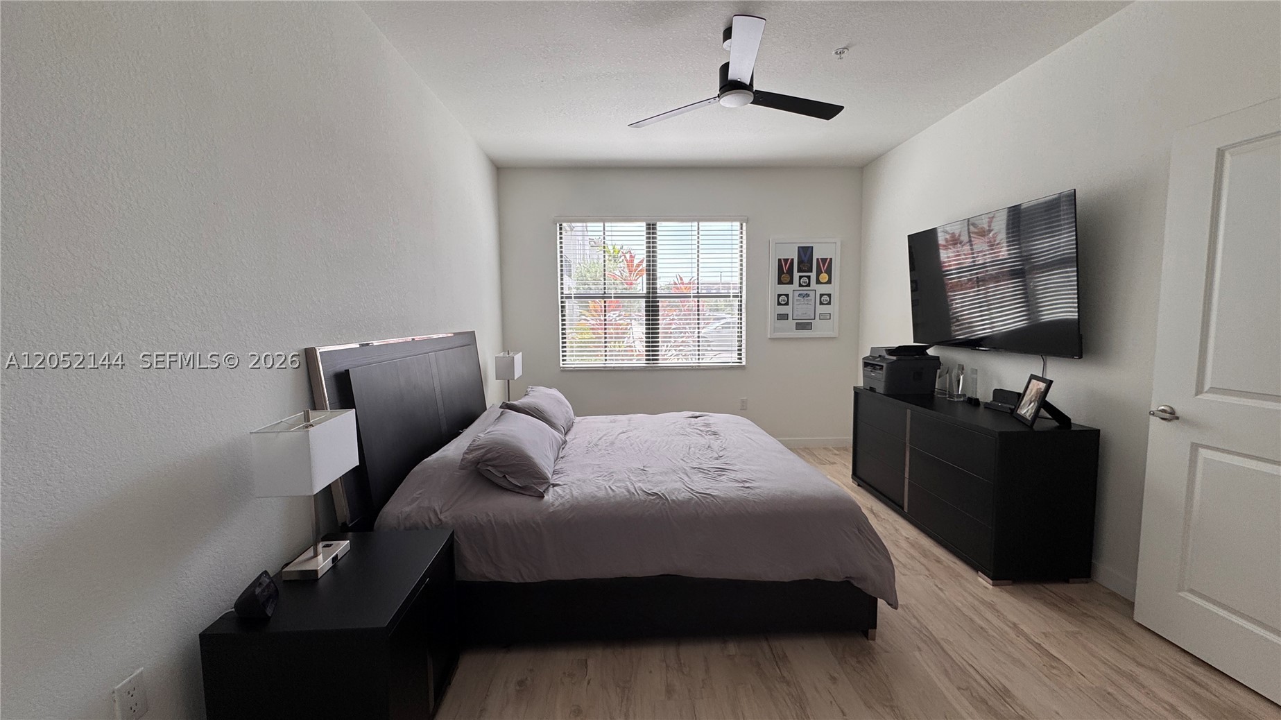 CENTURY PARK SOUTH - Residential Lease