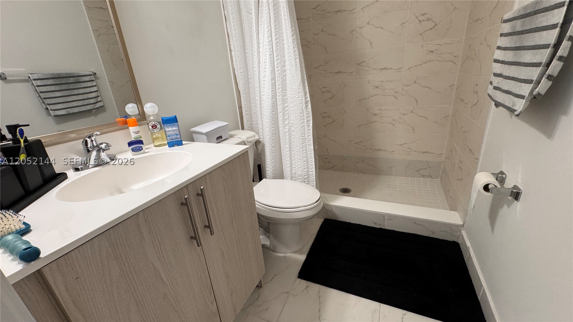 CENTURY PARK SOUTH - Residential Lease