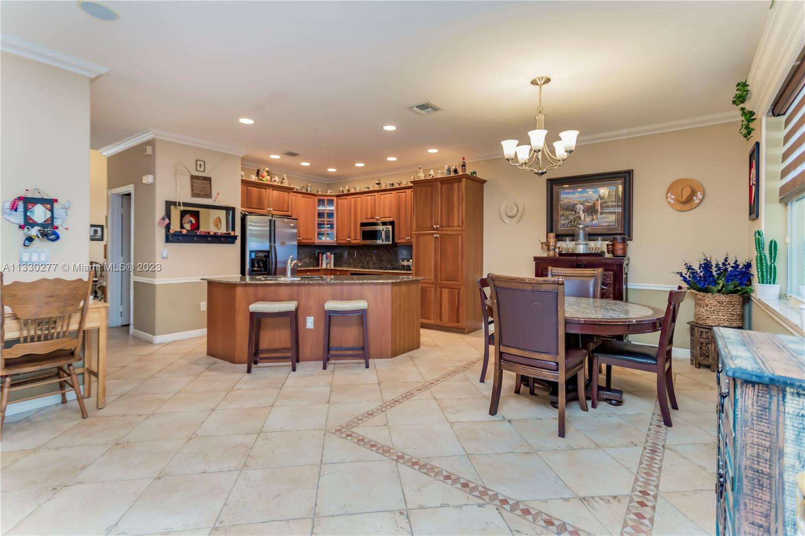 RIVIERA ISLES III - Residential