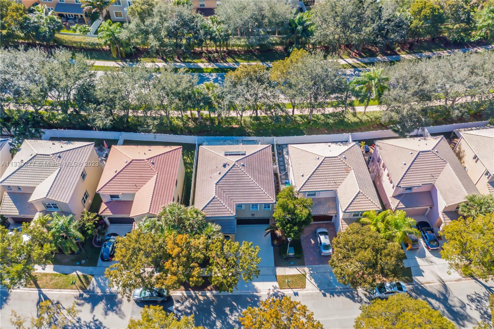 RIVIERA ISLES III - Residential