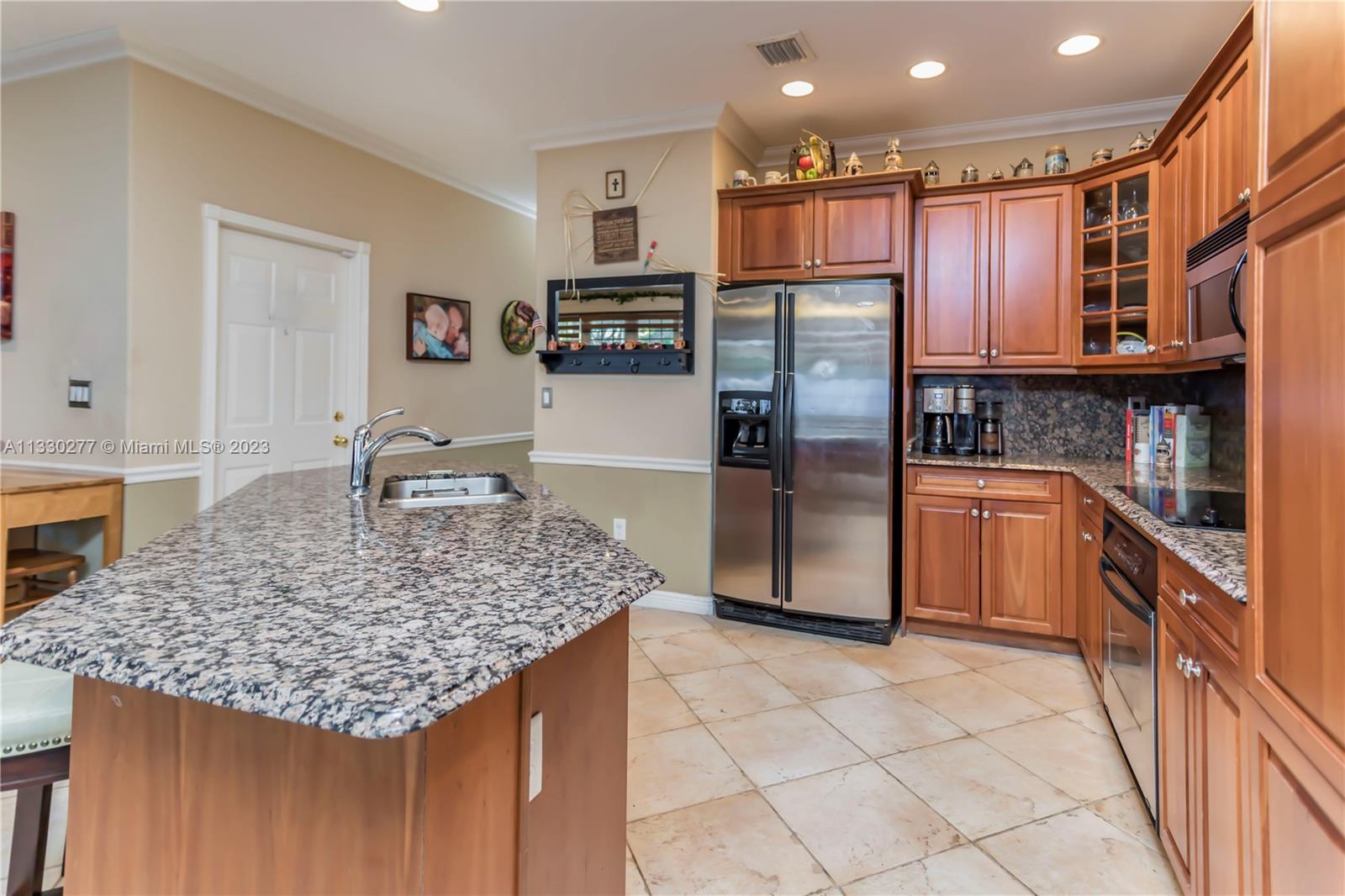 RIVIERA ISLES III - Residential