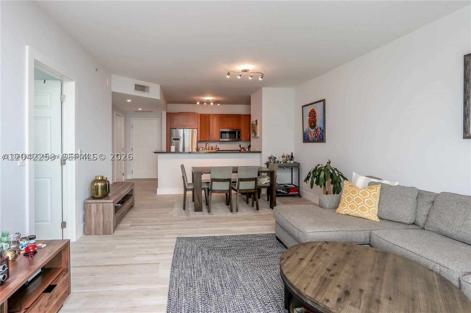 1300 PONCE CONDO - Residential Lease